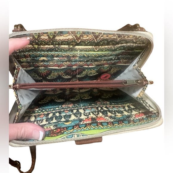Sakroots Large Smartphone Crossbody. EUC. - Picture 5 of 12